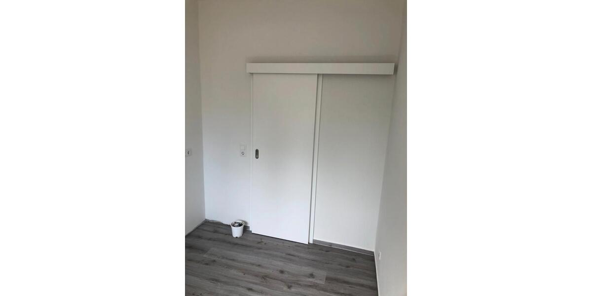 Hochparterre Bremerhaven Schiffdorferdamm - 3 Zimmer, 67 m&sup2;, 800&euro; | Angebot:26334862