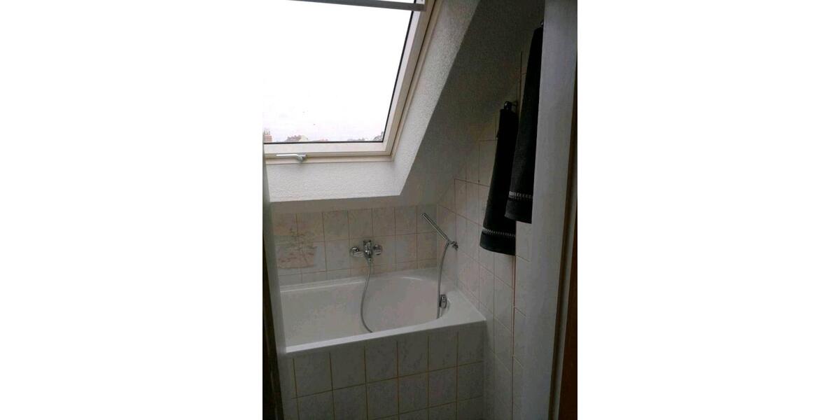Dachgeschoßwohnung Wilhelmshaven Heppens - 3 Zimmer, 44 m&sup2;, 360&euro; | Angebot:26294967