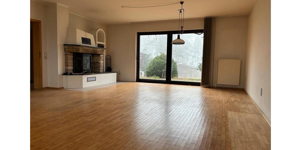 Etagenwohnung Geestland Bad Bederkesa - 4 Zimmer, 160 m&sup2;, 1.200&euro; | Angebot:26268019
