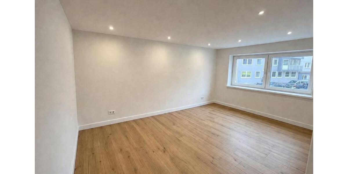 Erdgeschoßwohnung Bremerhaven Mitte - 2 Zimmer, 60 m&sup2;, 650&euro; | Angebot:26346423