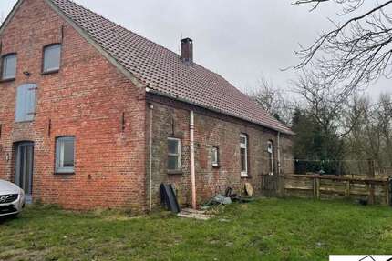 Haus zum Kaufen in Butjadingen 79.000 € 83 m² 5 zimmer