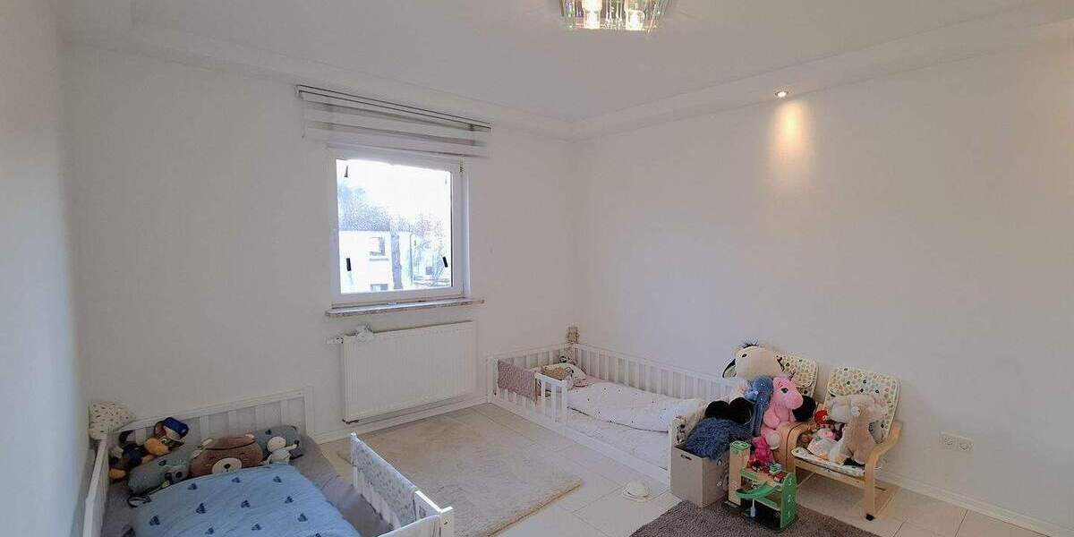 Mehrfamilienhaus, Wohnhaus Nordenham - 8 Zimmer, 192 m&sup2;, 329.000&euro; | Angebot:25735311