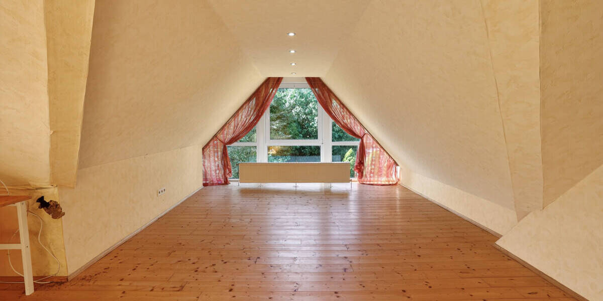 Einfamilienhaus Beverstedt - 7 Zimmer, 212 m&sup2;, 259.000&euro; | Angebot:26360156