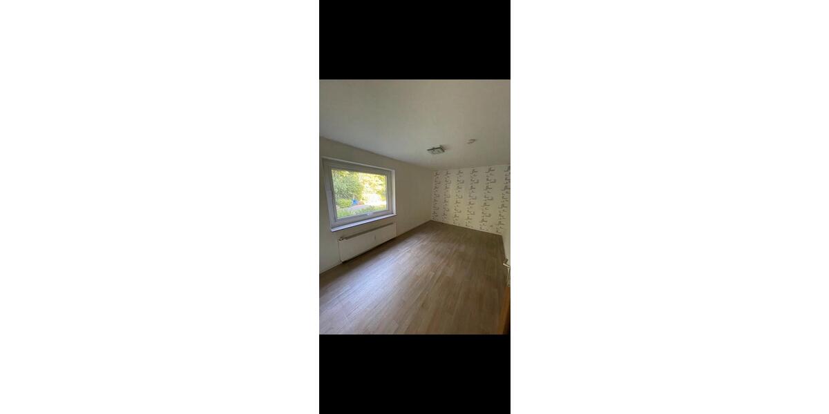 Erdgeschoßwohnung Bremerhaven Lehe - 3 Zimmer, 92 m&sup2;, 129.000&euro; | Angebot:26926542