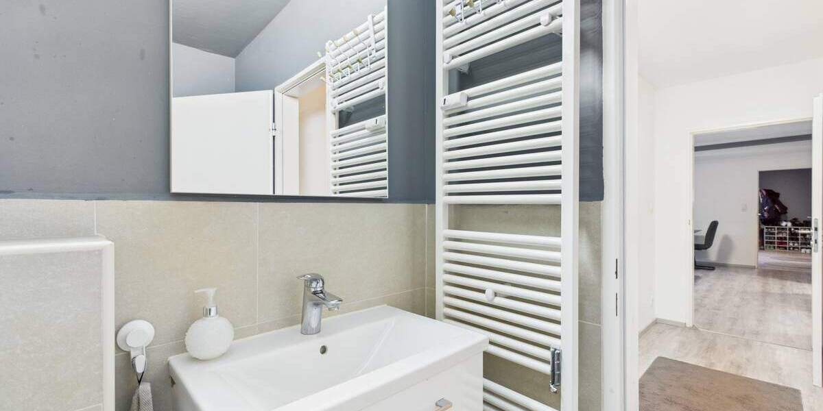 Etagenwohnung Bremerhaven Lehe - 4 Zimmer, 93 m&sup2;, 149.900&euro; | Angebot:24876110