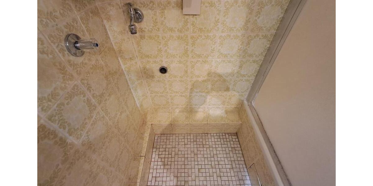 Etagenwohnung Bremerhaven Mitte - 2 Zimmer, 69 m&sup2;, 420&euro; | Angebot:24851558