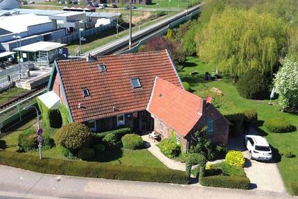 Haus Brake Kirchhammelwarden - 5 Zimmer, 144 m&sup2;, 240.000&euro; | Angebot:26388781