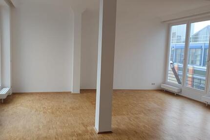 Haus Bremerhaven Lehe - 4 Zimmer, 135 m&sup2;, 1.350&euro; | Angebot:25258943