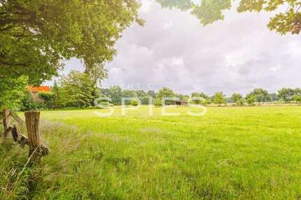 Grundstück zu verkaufen in Osterholz-Scharmbeck 178.000 € 1215 m²