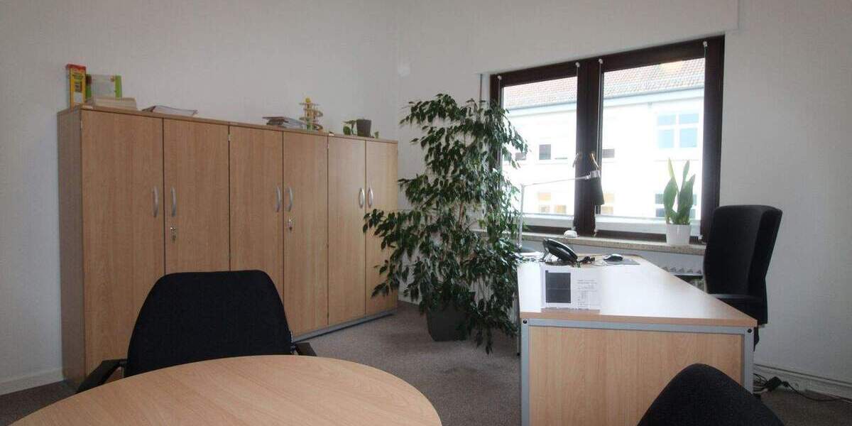 Einfamilienhaus Brake - 8 Zimmer, 190.000&euro; | Angebot:25386815