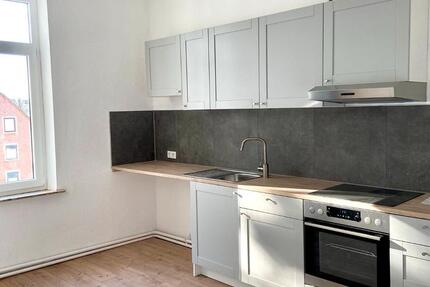 Wohnung Bremerhaven Mitte - 4 Zimmer, 97 m&sup2;, 735&euro; | Angebot:26464453