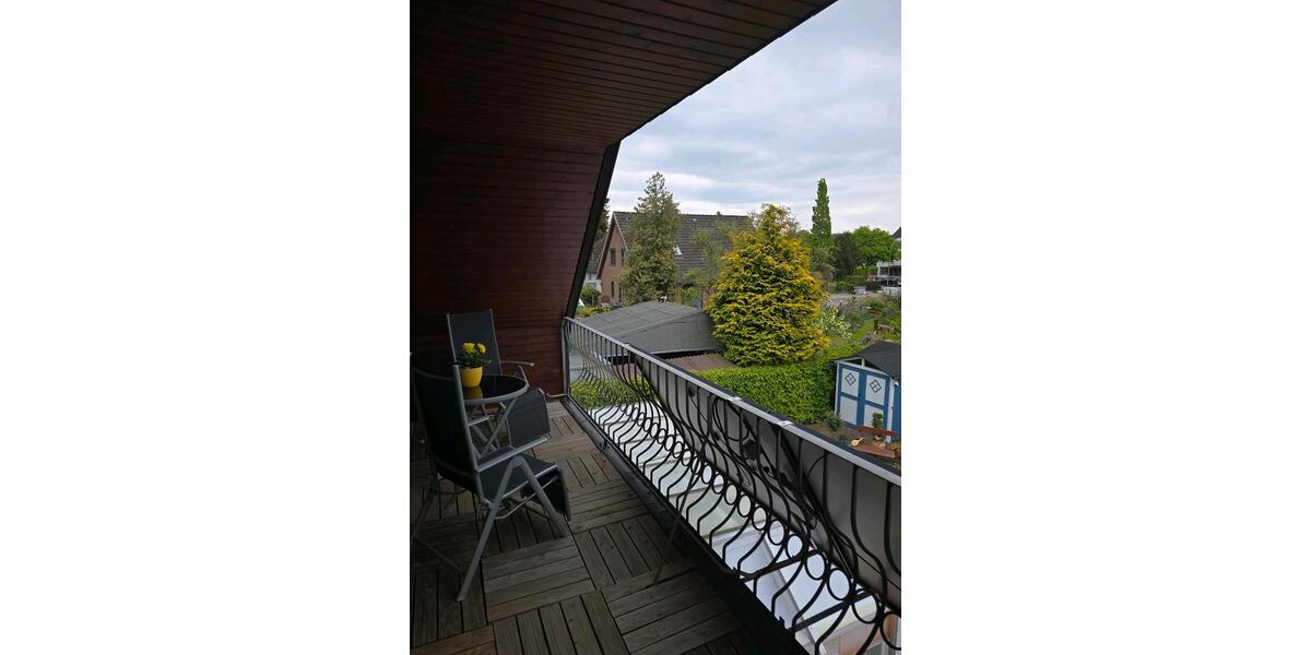 Dachgeschoßwohnung Bremerhaven Lehe - 2 Zimmer, 104 m&sup2;, 720&euro; | Angebot:26620955
