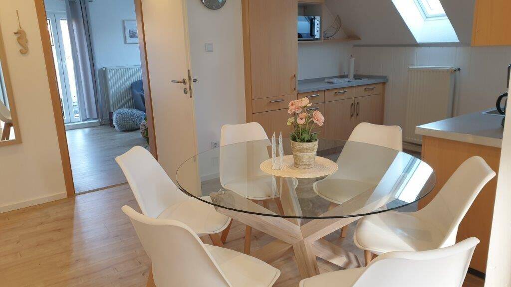 Mehrfamilienhaus, Wohnhaus Butjadingen / Burhave Burhave - 9 Zimmer, 160 m&sup2;, 639.000&euro; | Angebot:26155314