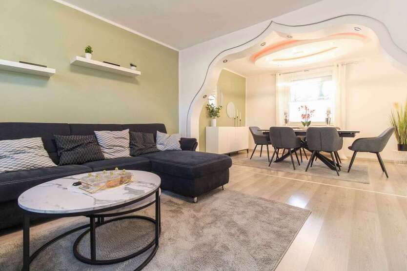 Haus zum Kaufen in Bremerhaven 275.000 € 121.23 m²