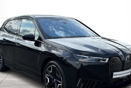 BMW iX 38.902 km 47.990 € Wilhelmshaven 26389