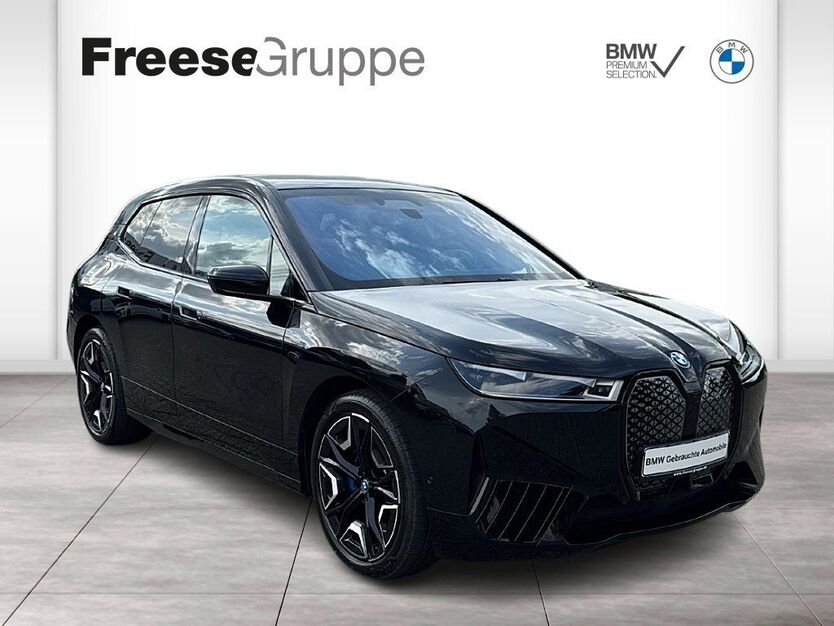 BMW iX 38.902 km 47.990 € Wilhelmshaven 26389