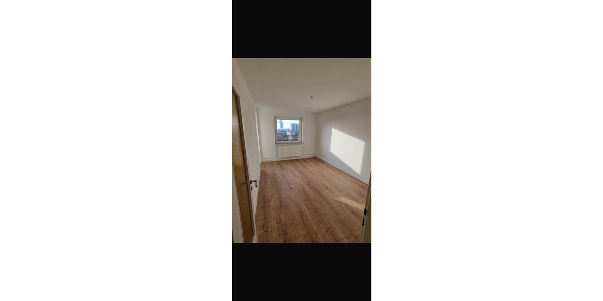 Etagenwohnung Bremerhaven Mitte - 3 Zimmer, 83 m&sup2;, 120.000&euro; | Angebot:24836325