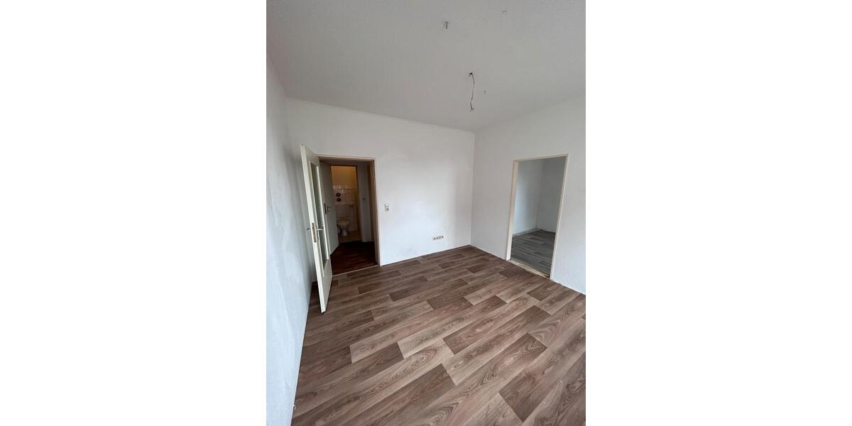 Erdgeschoßwohnung Bremerhaven Schiffdorferdamm - 2 Zimmer, 45 m&sup2;, 320&euro; | Angebot:24524165