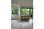 Frisch renovierte 3-Zi.-Whg., EBK, Balkon, Loggia, DG-Raum in zentraler Lage Bremen-Walle