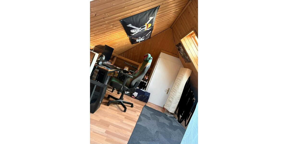 Anfragestopp!!! Attraktive Obergeschosswohnung 3 zimmer