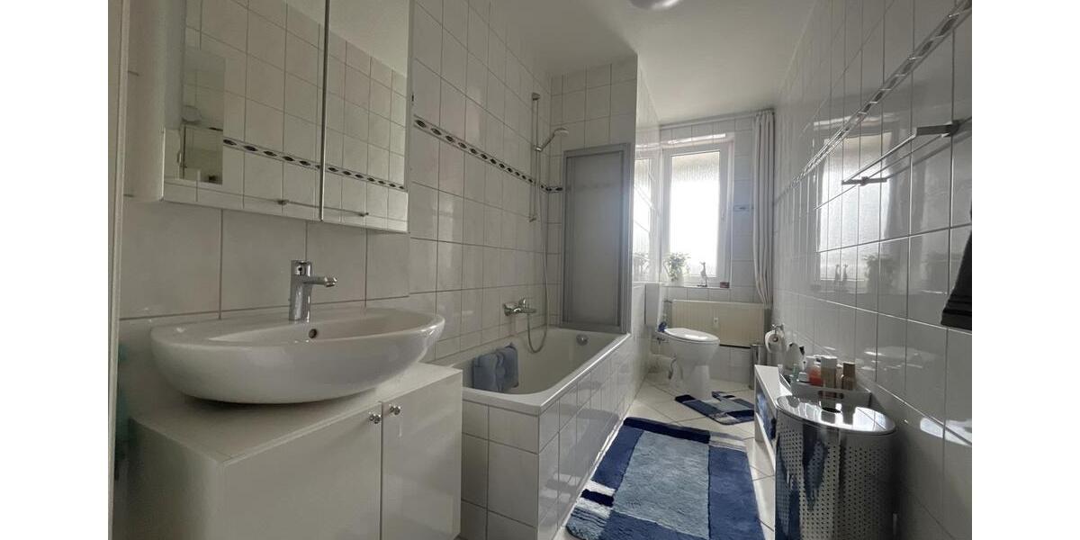 Etagenwohnung Bremerhaven Mitte - 3 Zimmer, 98 m&sup2;, 1.046&euro; | Angebot:21479708