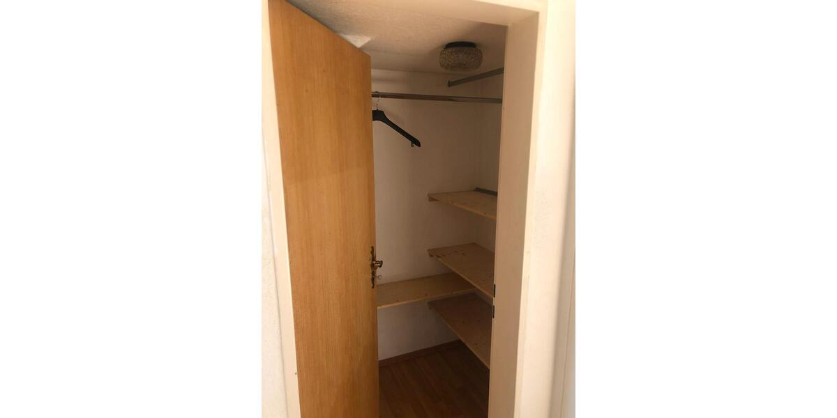 Dachgeschoßwohnung Wilhelmshaven Heppens - 2 Zimmer, 55 m&sup2;, 456&euro; | Angebot:26702147