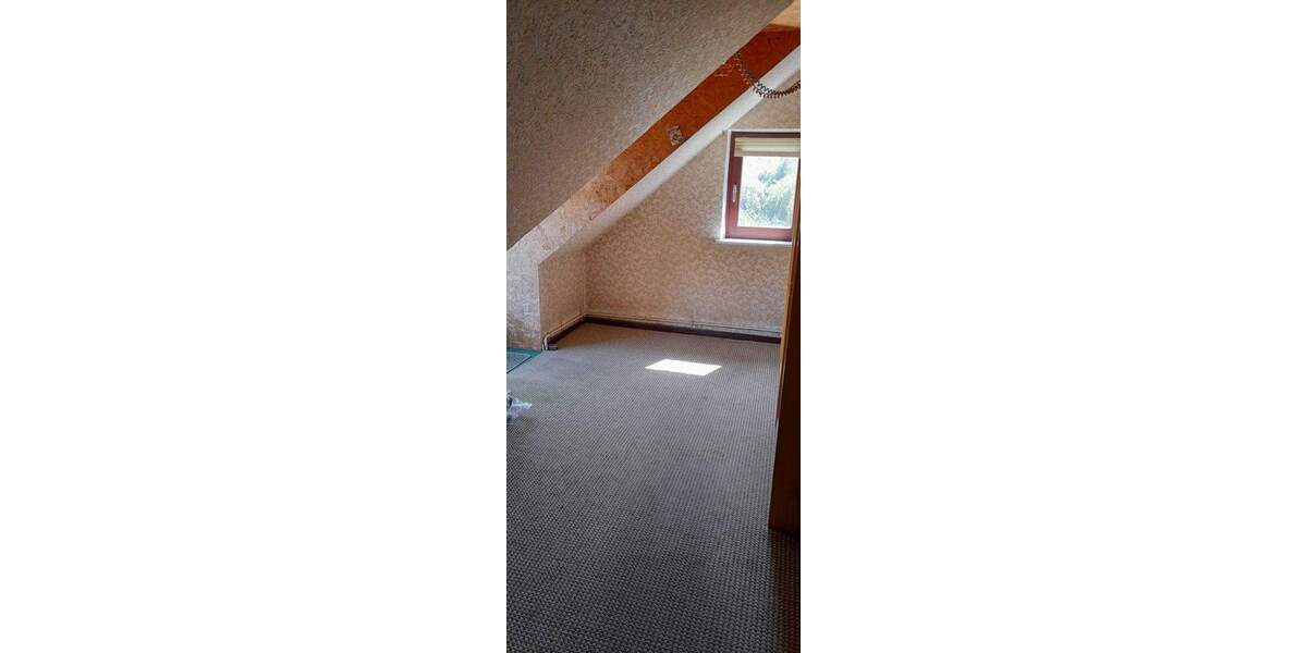 Einfamilienhaus Nordenham Einswarden - 1 Zimmer, 252 m&sup2;, 125.000&euro; | Angebot:25845976