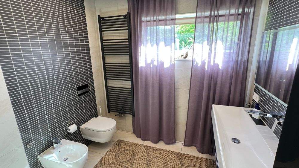 Einfamilienhaus Wilhelmshaven Heppens - 7 Zimmer, 215 m&sup2;, 469.000&euro; | Angebot:25671292