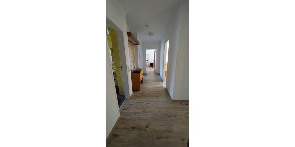 Zimmer Bremerhaven Mitte - 1 Zimmer, 250&euro; | Angebot:26568911