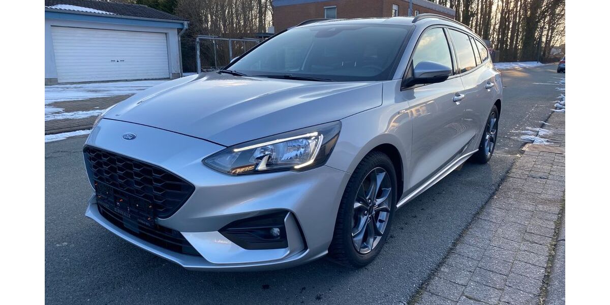 Ford Focus 156.602 km 10.990 &euro; Loxstedt 27612
