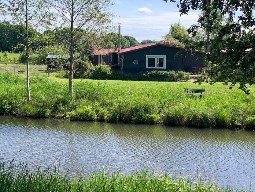 Ferienparadies am Kanal