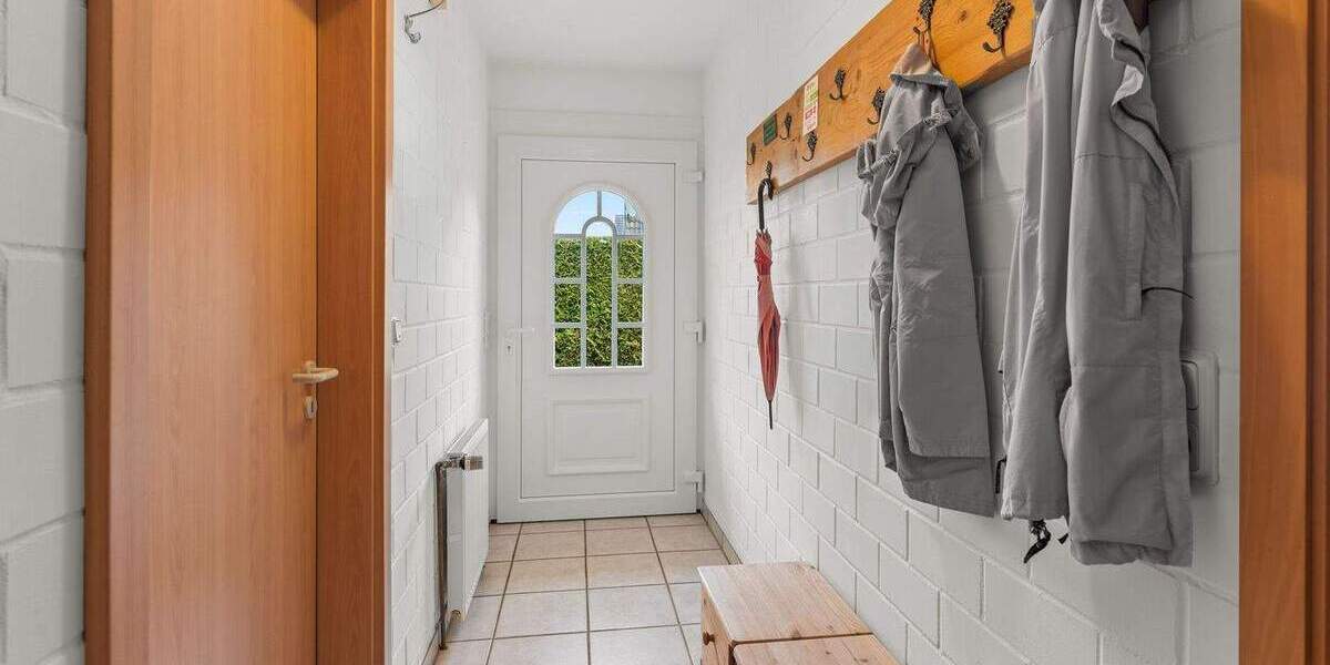 Bungalow Butjadingen-Burhave Burhave - 5 Zimmer, 131 m&sup2;, 425.000&euro; | Angebot:25684206