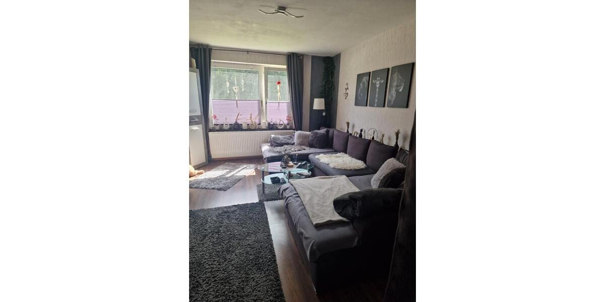 Erdgeschoßwohnung Nordenham - 8 Zimmer, 155 m&sup2;, 1.315&euro; | Angebot:26669473