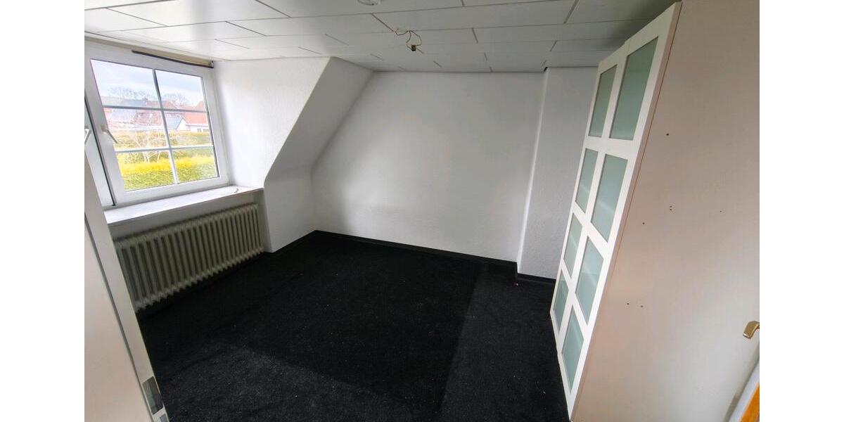 Doppelhaushälfte Nordenham - 6 Zimmer, 185 m&sup2;, 1.350&euro; | Angebot:26289314
