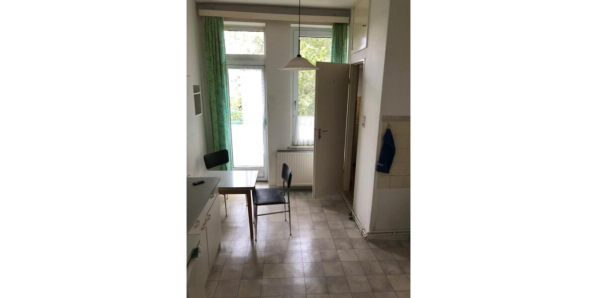 Etagenwohnung Bremerhaven Mitte - 2 Zimmer, 40 m&sup2;, 295&euro; | Angebot:25421088