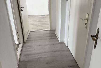Wohnung Bremerhaven Geestemünde - 2 Zimmer, 50 m&sup2;, 350&euro; | Angebot:27360247