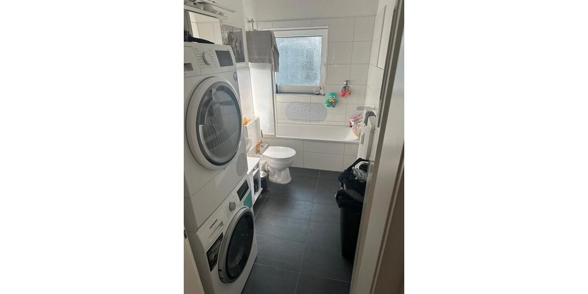 Etagenwohnung Wilhelmshaven Heppens - 5 Zimmer, 93 m&sup2;, 629&euro; | Angebot:26536420