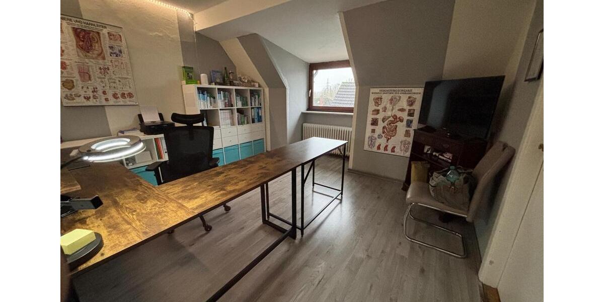 Dachgeschoßwohnung Nordenham - 2.5 Zimmer, 55 m&sup2;, 399&euro; | Angebot:24996722