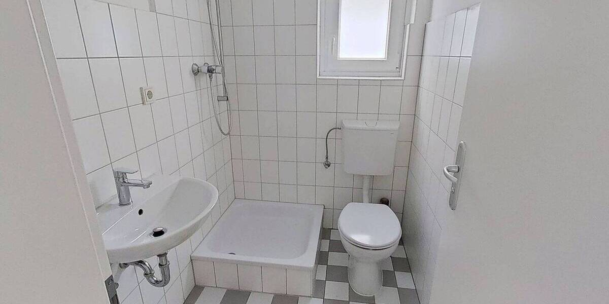 Etagenwohnung Nordenham Einswarden - 2 Zimmer, 42 m&sup2;, 329&euro; | Angebot:26879094