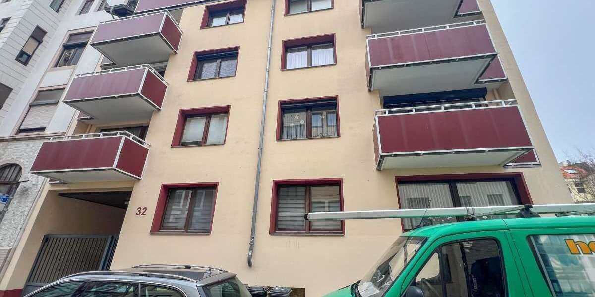 Etagenwohnung Bremerhaven Mitte - 3 Zimmer, 82 m&sup2;, 115.000&euro; | Angebot:24507114