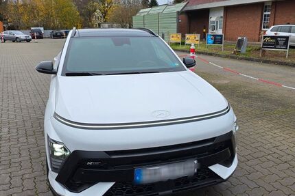 Hyundai KONA 17.500 km 28.900 € Bremerhaven 27568