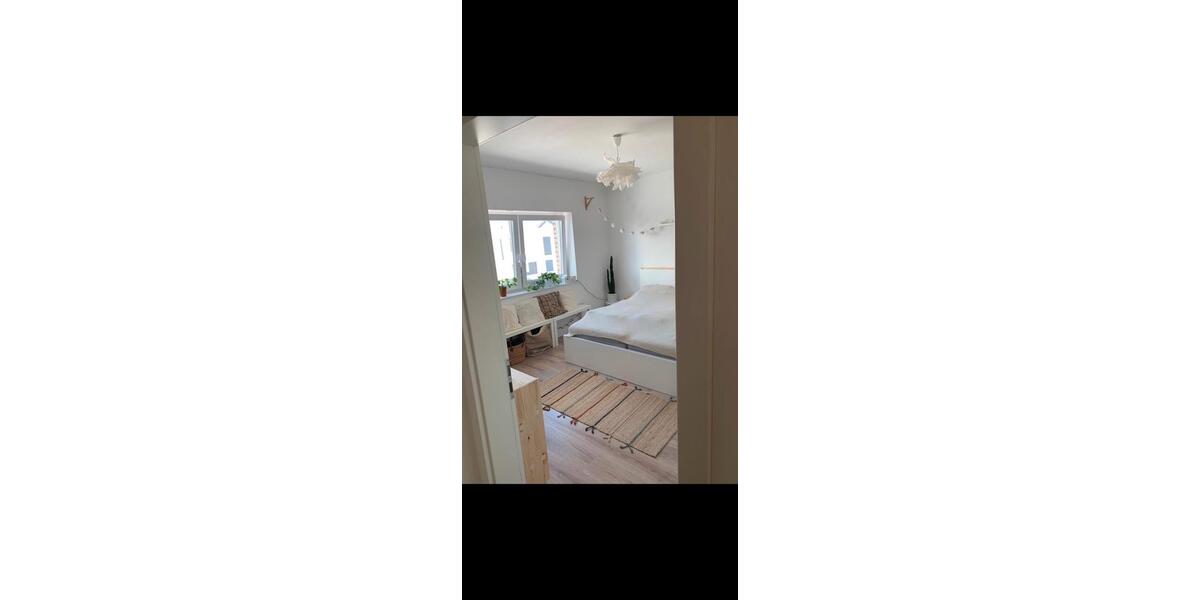 Erdgeschoßwohnung Nordenham - 4 Zimmer, 98 m&sup2;, 1.220&euro; | Angebot:26655657