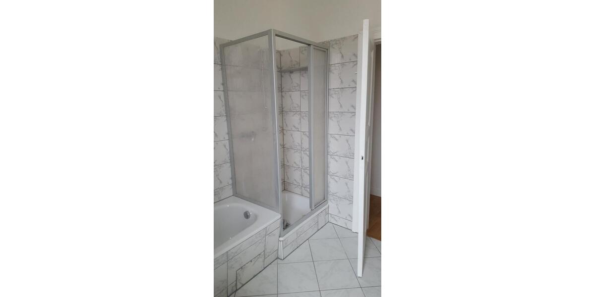 Etagenwohnung Bremerhaven Mitte - 2 Zimmer, 57 m&sup2;, 440&euro; | Angebot:25988773