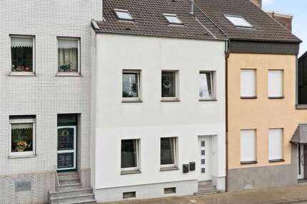 Haus zum Kaufen in Eschweiler 210.000 € 125 m²
