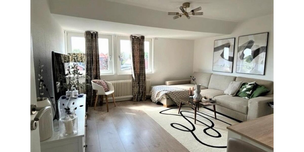 Dachgeschoßwohnung Wilhelmshaven Heppens - 4 Zimmer, 80 m&sup2;, 625&euro; | Angebot:26199572