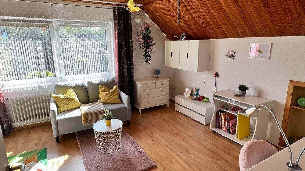 Einfamilienhaus Wilhelmshaven Heppens - 7 Zimmer, 215 m&sup2;, 469.000&euro; | Angebot:23824369