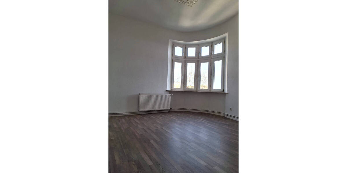 Etagenwohnung Bremerhaven Mitte - 3 Zimmer, 100 m&sup2;, 700&euro; | Angebot:26657016