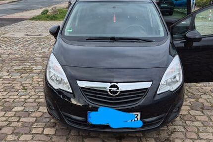 Opel Meriva 114.500 km 5.400 &euro; Bremerhaven 27570