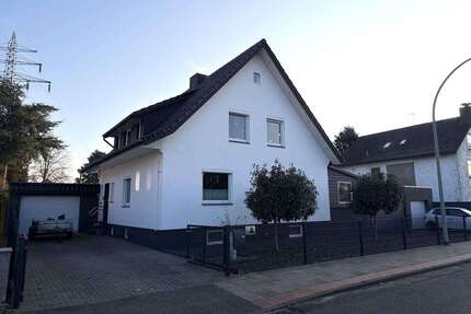 Haus Bremerhaven Schiffdorferdamm - 6 Zimmer, 155 m&sup2;, 365.000&euro; | Angebot:25201915