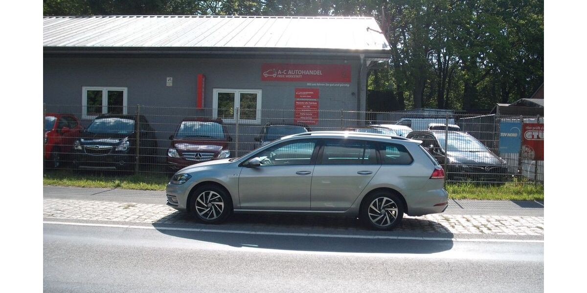 VW Golf 138.888 km 13.799 &euro; Loxstedt-Hahnenknoop 27612